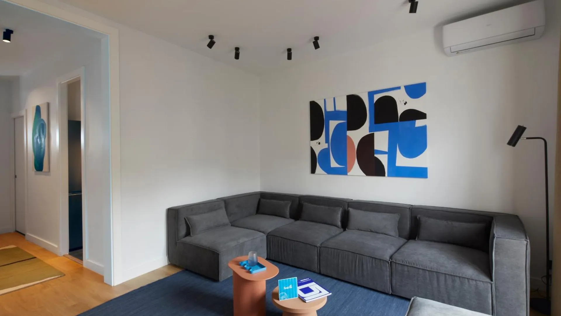 Rocafort In Eixample Барселона 0*,  Испания