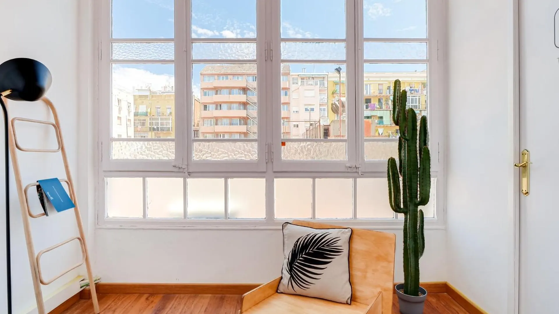 Апартаменты Rocafort In Eixample Барселона