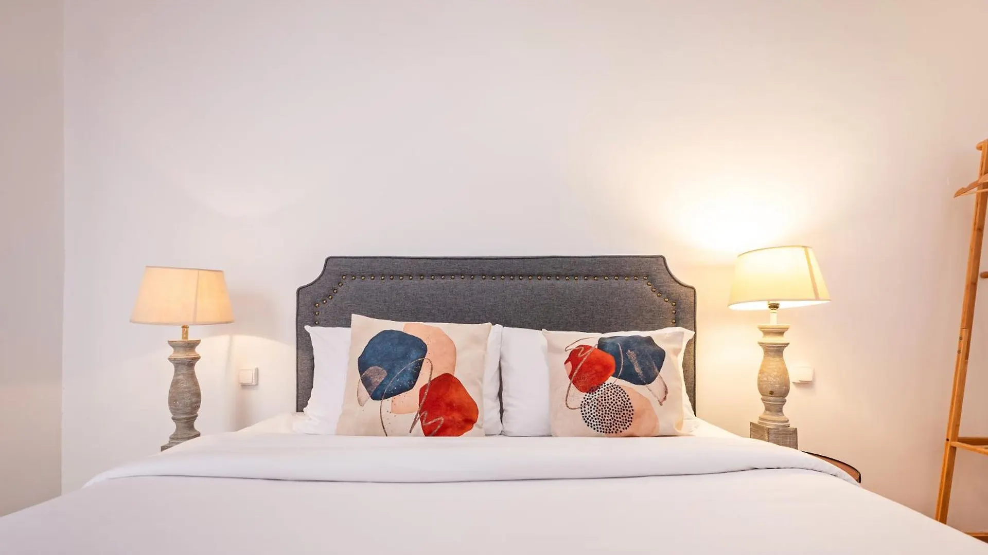 Apartamento Rocafort In Eixample Barcelona
