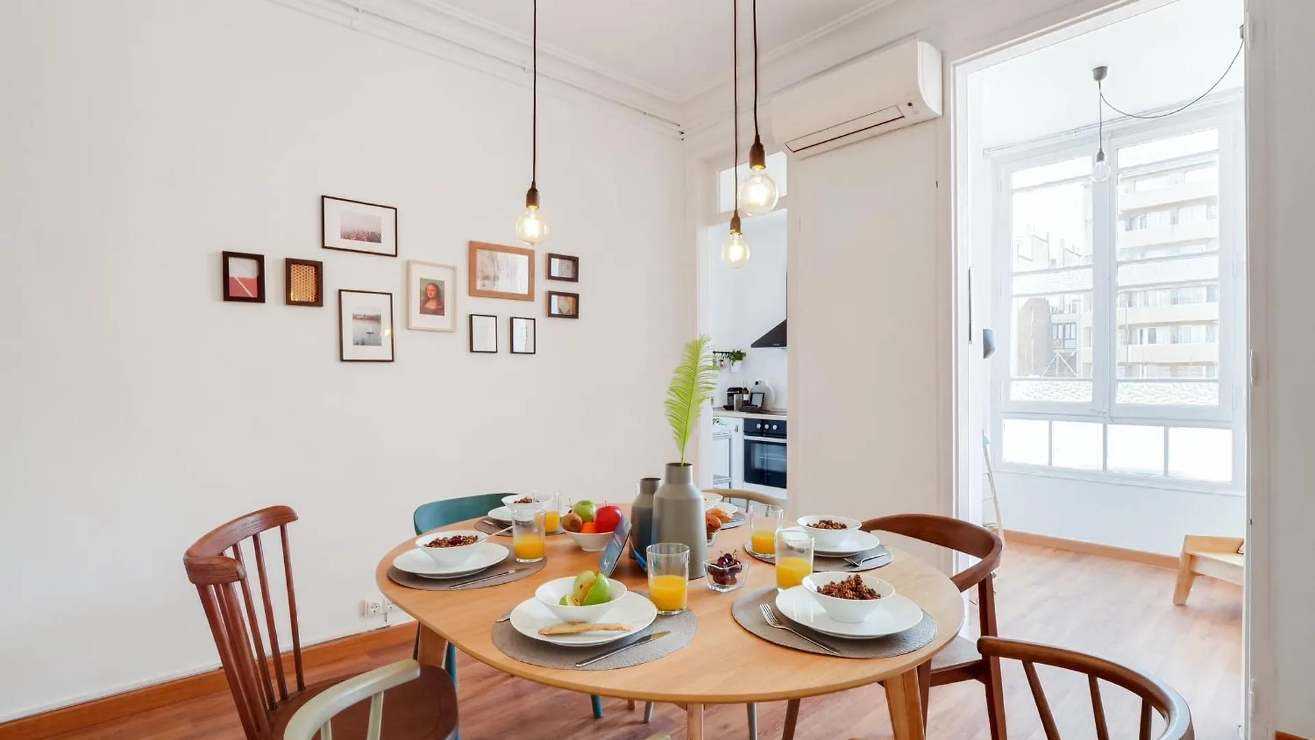 Apartamento Rocafort In Eixample Barcelona España